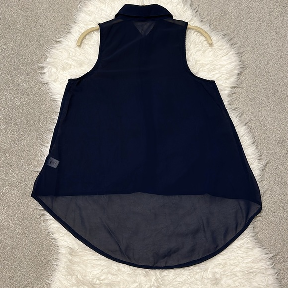 2 High Low Sleeveless Navy & Black Leopard Animal Print Blouses w/Collar - Picture 6 of 16